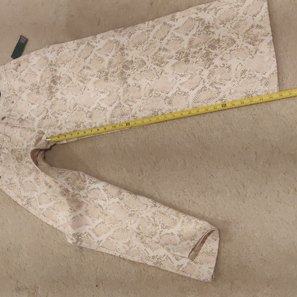 New!Wild Fable Women's Low-Rise Baggy White Snakeskin Wide-Leg Vintage Jeans - Picture 9 of 10